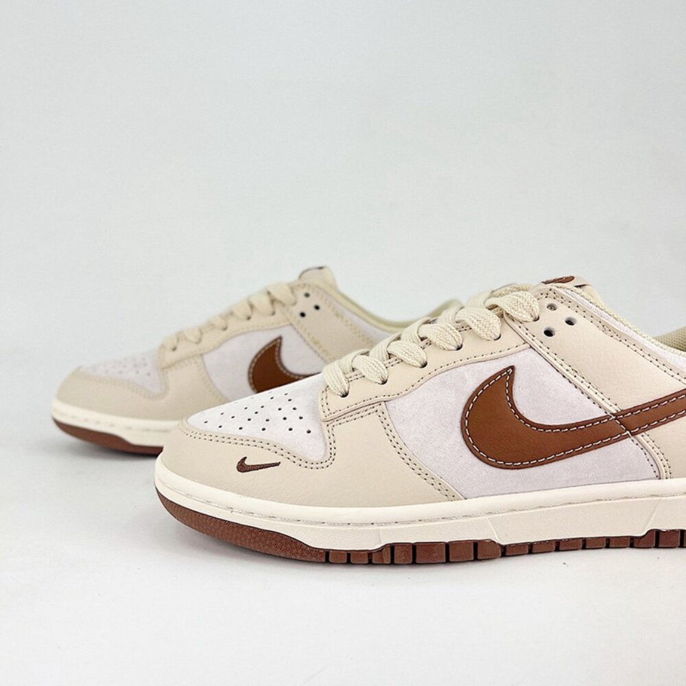 Nike Dunk Low Cream Sneakers - Picture 5 of 9